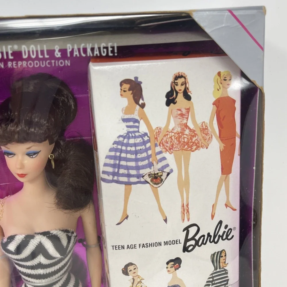VTG 35th Anniversary 1959 Brunette Barbie Doll & Package Reproduction 93' Mattel